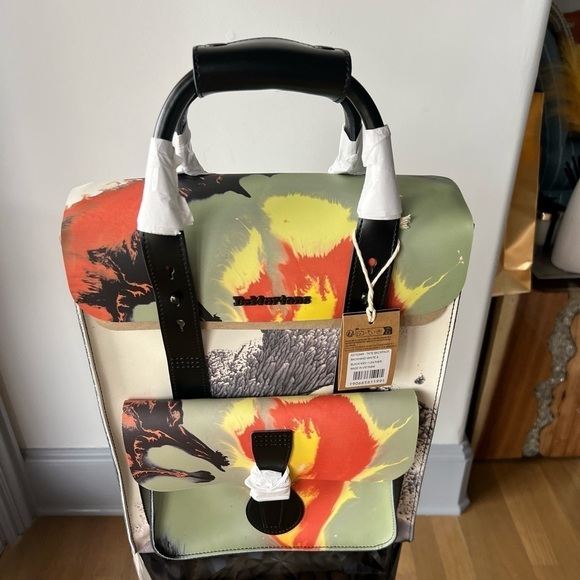 DR MARTINS TATE MUSEUM LEATHER BACKPACK - Picture 13 of 14